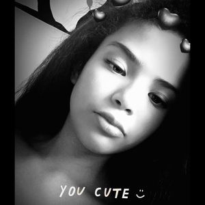 Meet your Posher, Fatima