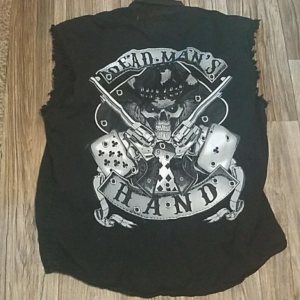 Mans harley davidson shirt