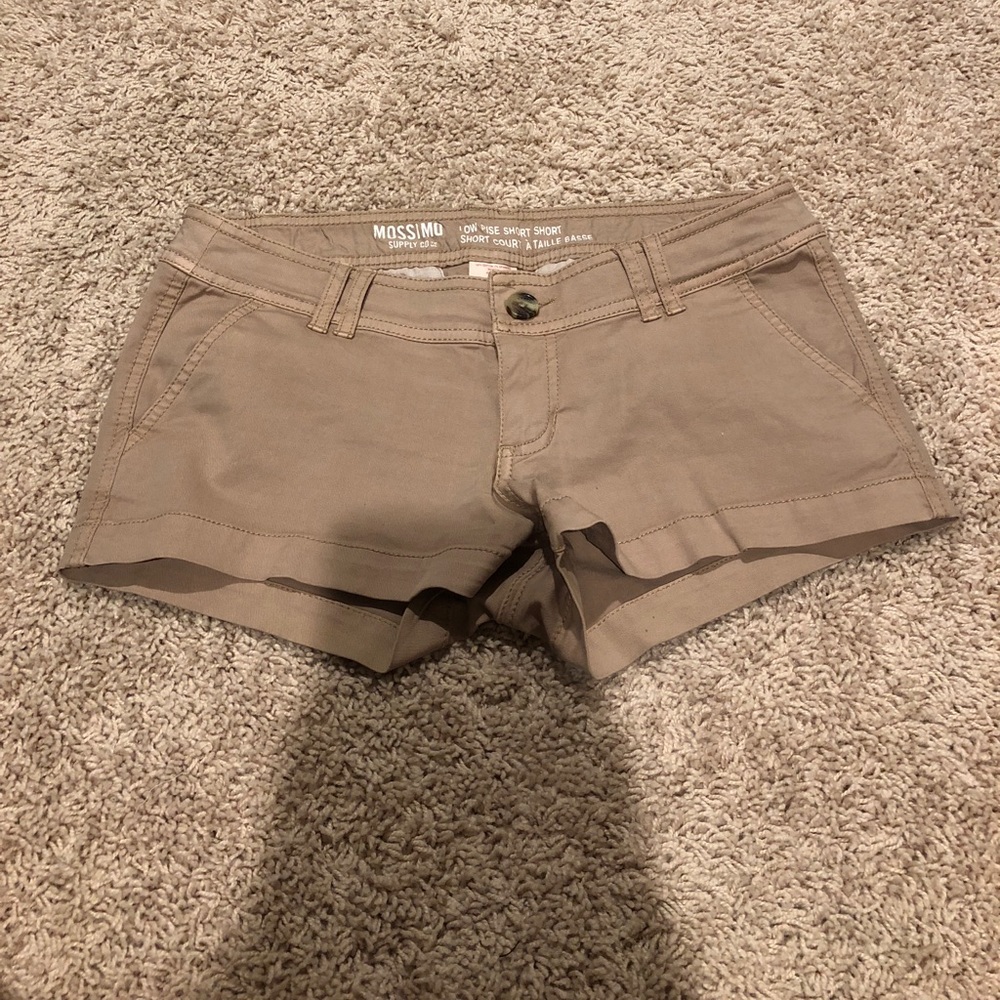 Khaki shorts