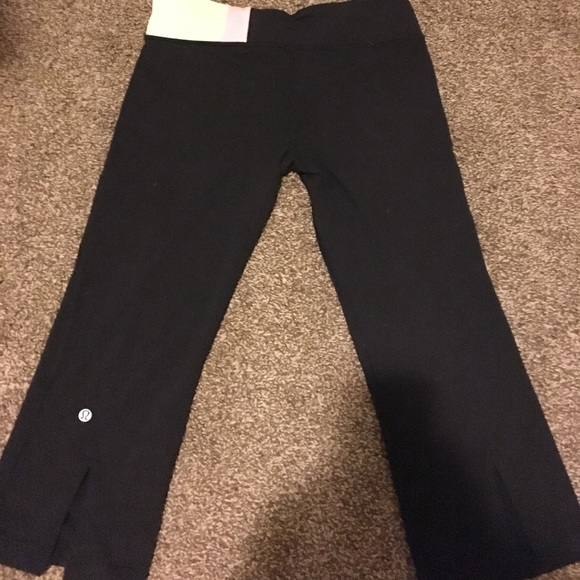 Lululemon Wide Leg Capri size 8 - Picture 3 of 6