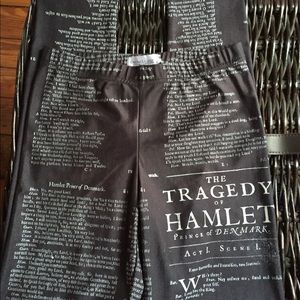 Hamlet leggings!