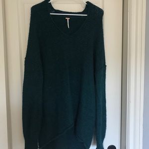 Free People green oversized sweater