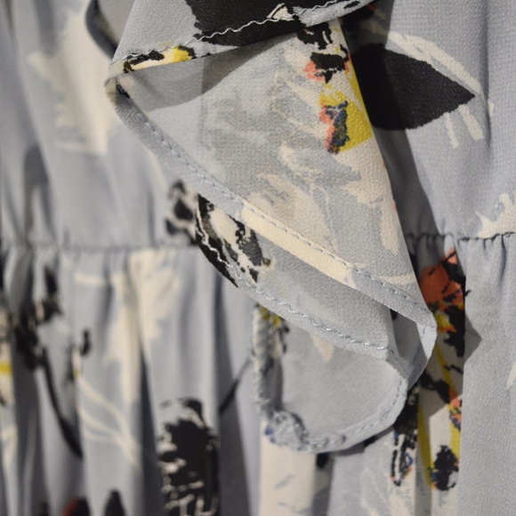 XHILARATION Blue Floral Dress - Picture 5 of 5