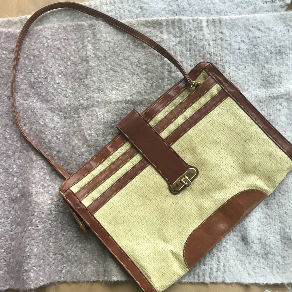 Amazing vintage leather and straw tote bag