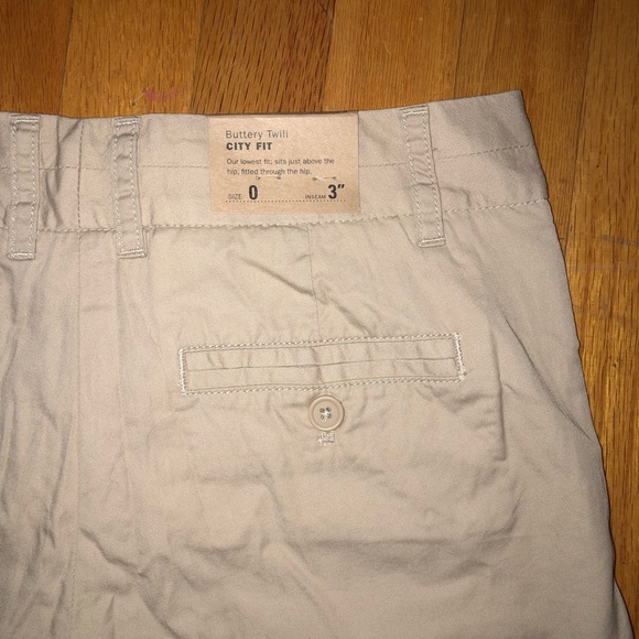 NWT J.Crew chino shorts - Picture 3 of 4