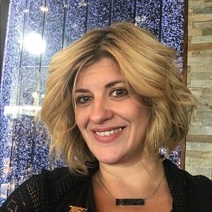 Meet your Posher, Jennifer