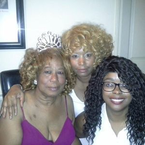 Meet your Posher, Debbie