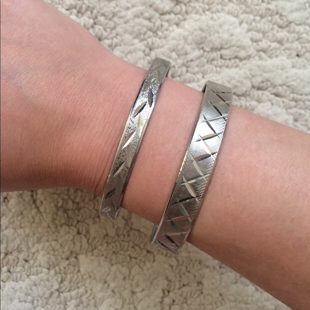 Bangle set