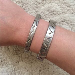 Bangle set