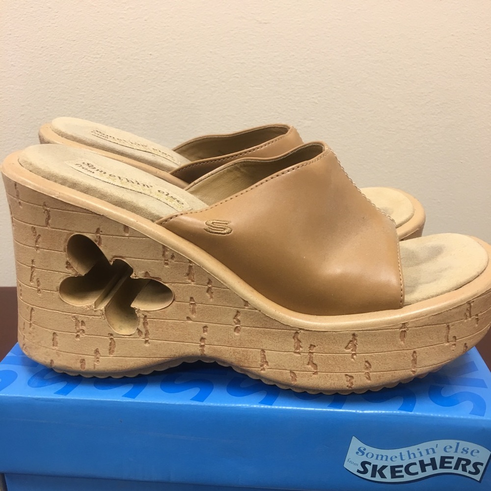 Sketchers butterfly wedge shoes