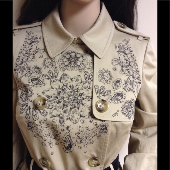 🌺HP 🌺 RED VALENTINO TULLE-COVERED TRENCH COAT - Picture 5 of 8