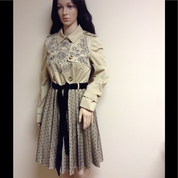 🌺HP 🌺 RED VALENTINO TULLE-COVERED TRENCH COAT - Picture 2 of 8