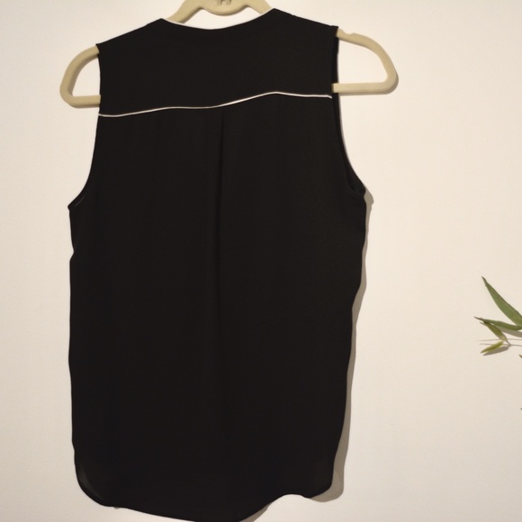 Black Blouse - Picture 3 of 4