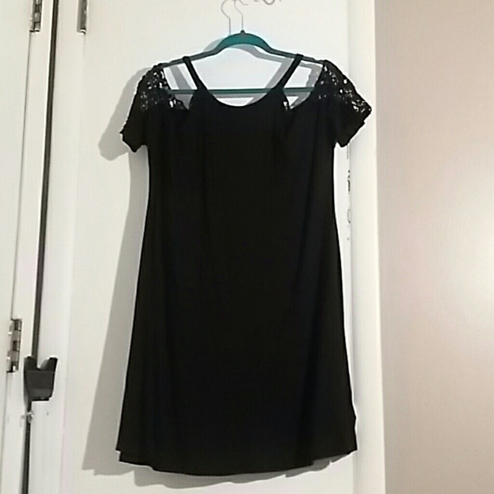 Sweet claire cute.cold shoulder cotton dress