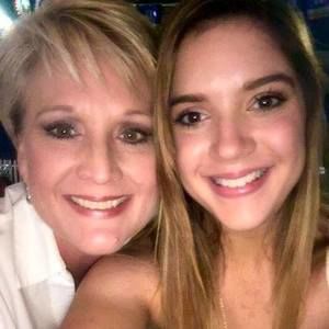 Meet your Posher, Beth