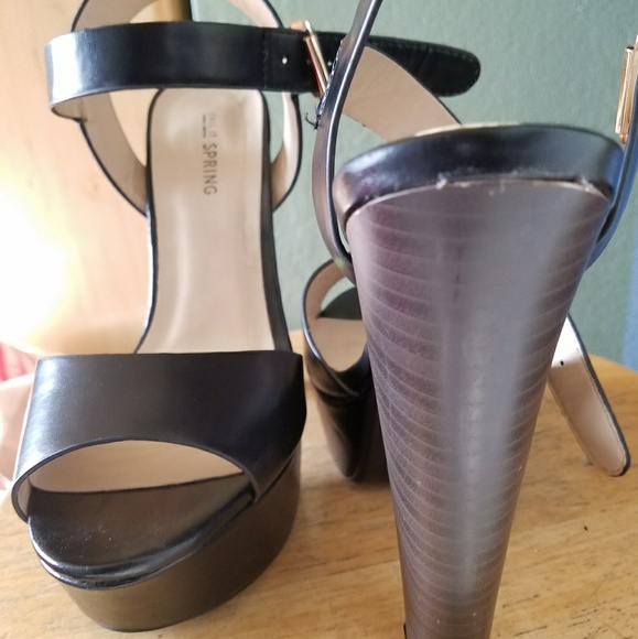 Heels - Picture 2 of 2