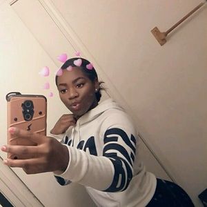 Meet your Posher, Serena