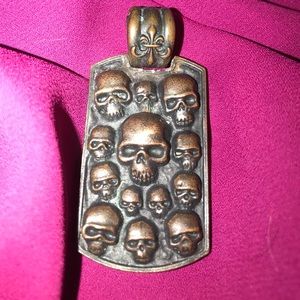 Skull pendant