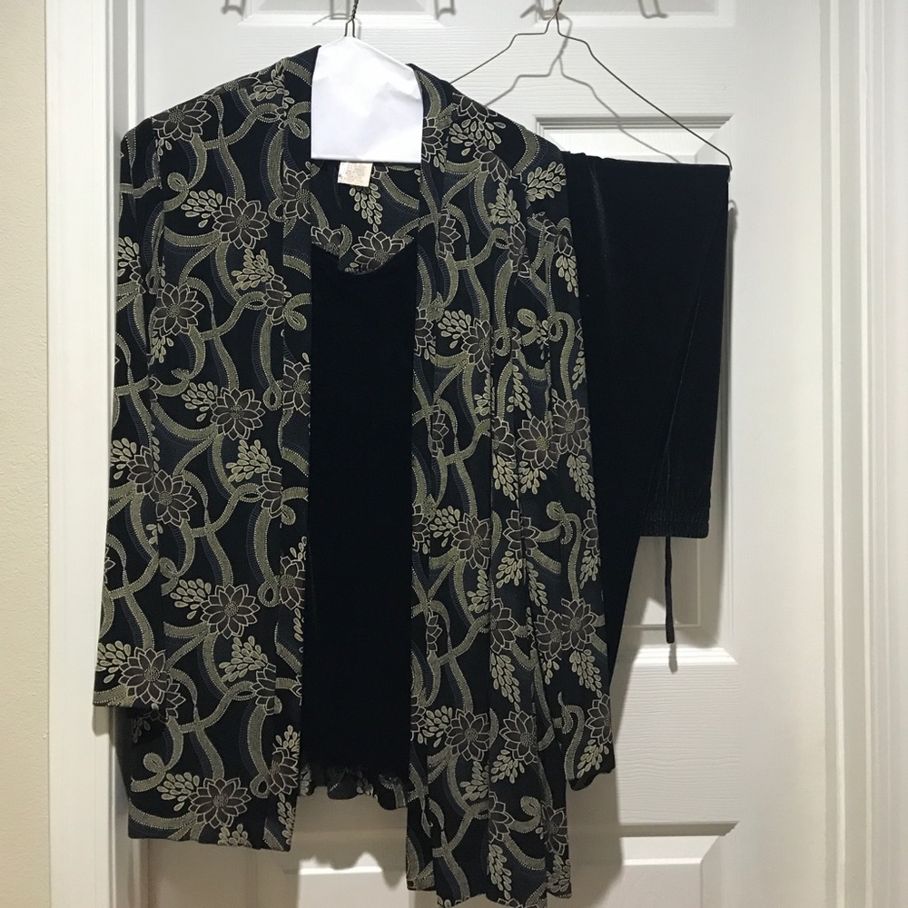Black Velvet Outfit