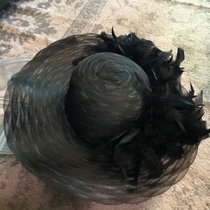 Beautiful Kentucky derby hat!