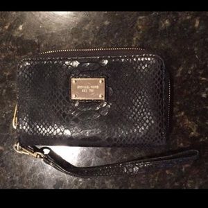 Black snakeskin Michael kors wristlet