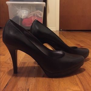 Classic Black Heels 👠