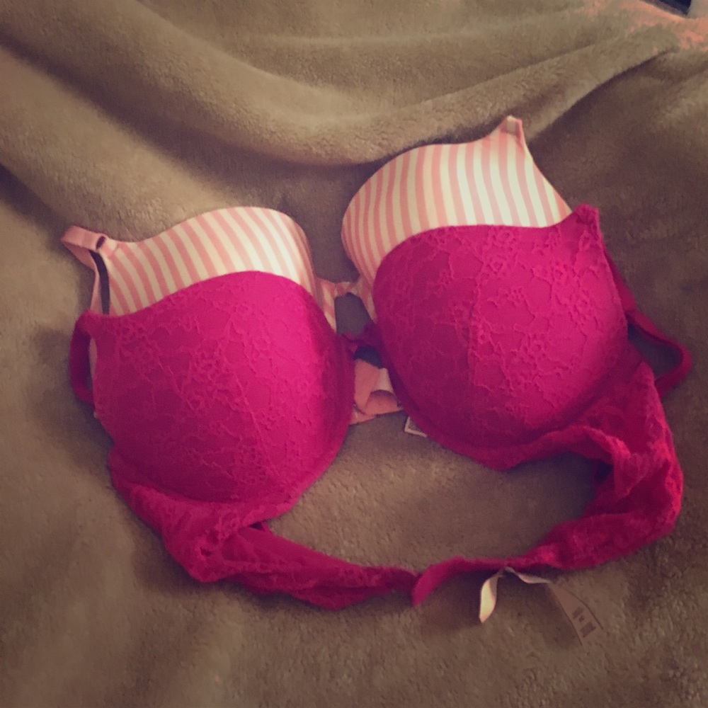 VS bra bundle