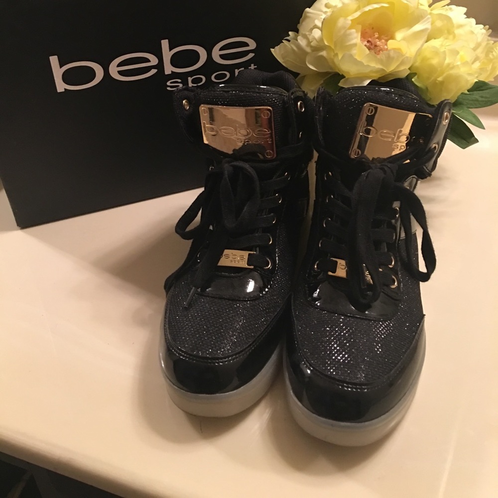 Bebe Sport Sneakers (Alternating LED lights)Glow!!