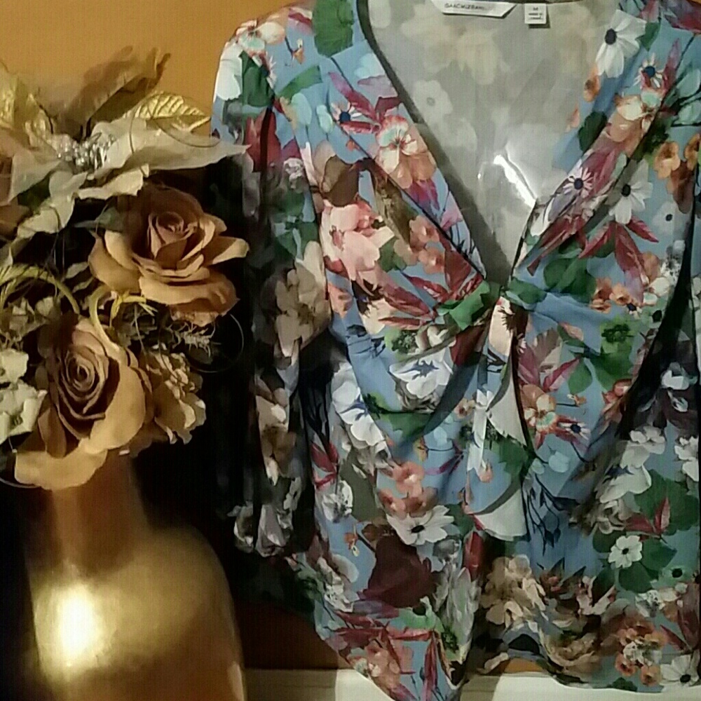 Beautiful Isaac Mizrahi Live blouse size M
