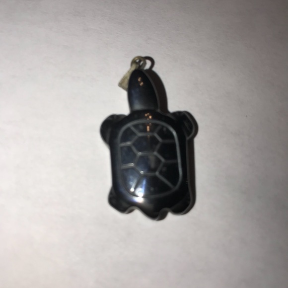 Turtle pendant - Picture 2 of 2