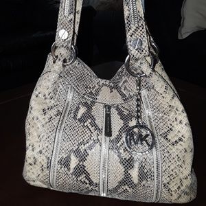 Michael Kors Purse (Authentic)