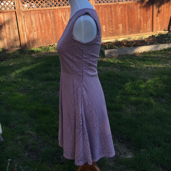 🚫SOLD🚫 Bar III Lavender dress super flattering! - Picture 2 of 3