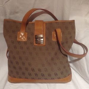 Dooney & Bourke shoulder bag