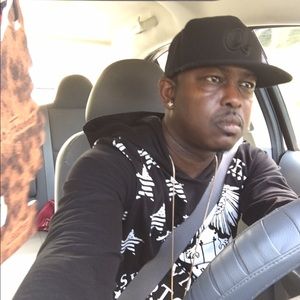 Meet your Posher, Clive