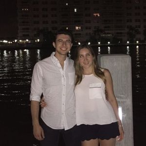 Meet your Posher, Raquel