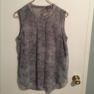 Vince Camuto perfect tank ✨