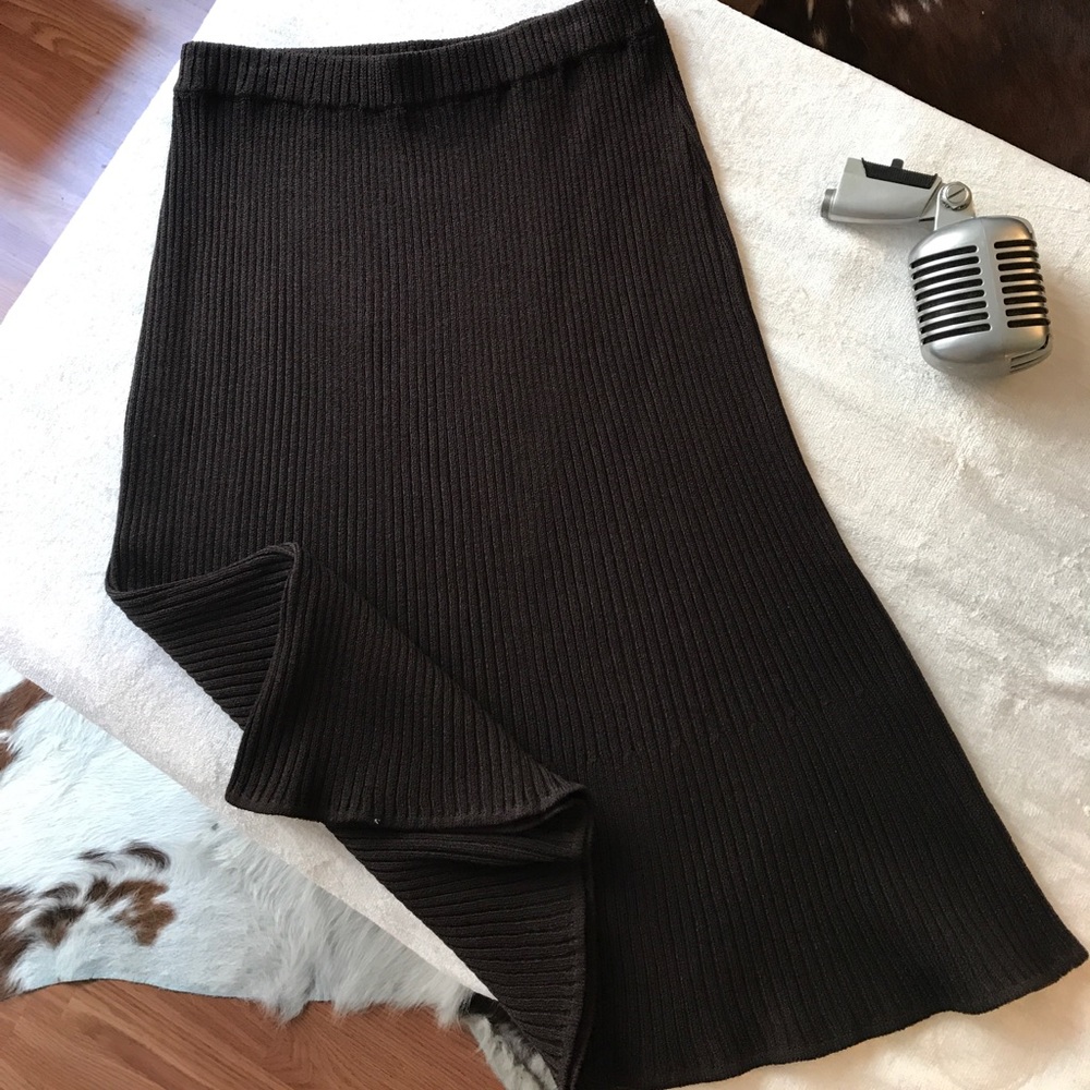 ST. JOHN Brown Knit Skirt