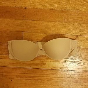 Strapless bra in beige - 34B