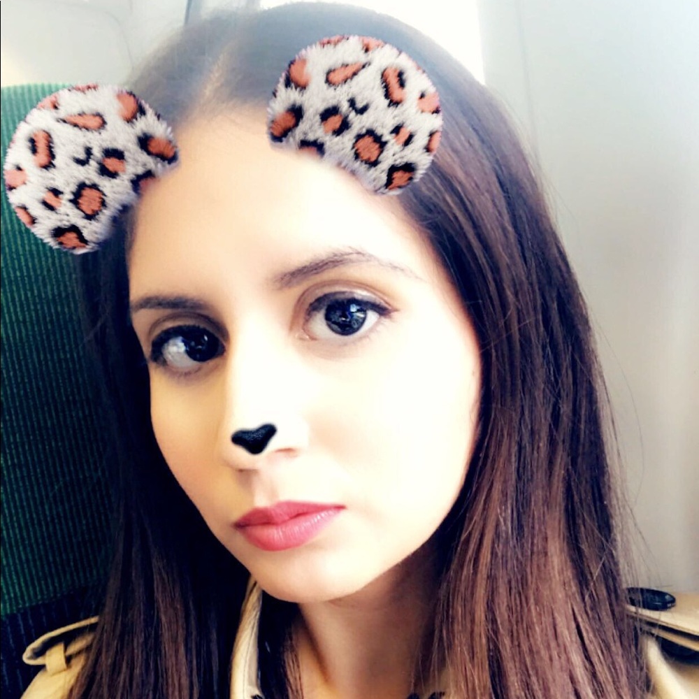 Meet your Posher, Nicole