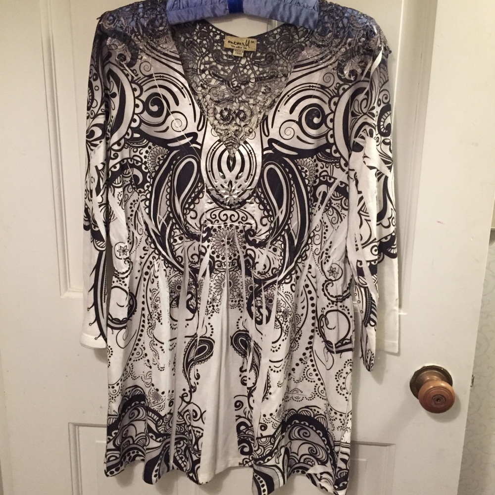 One World top, size M