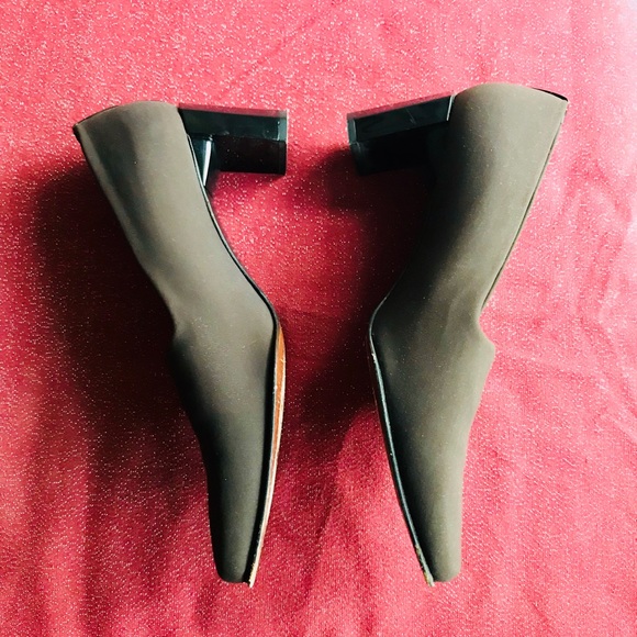 Block Heel Classic Pumps by STUART WEITZMAN - Picture 8 of 8