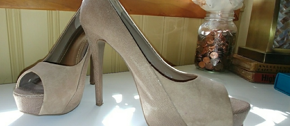 BCBGeneration Stilettos