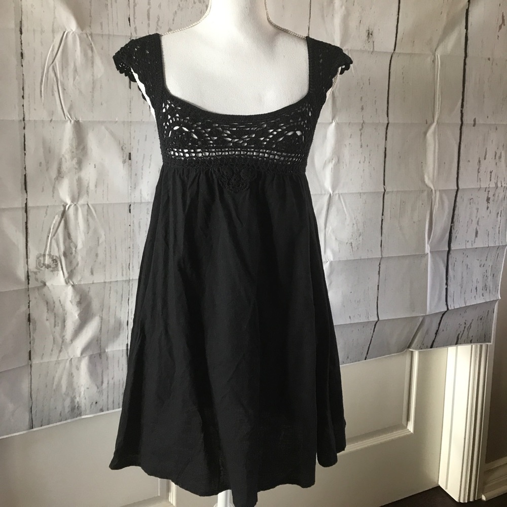 Women’s crocheted top/tunic