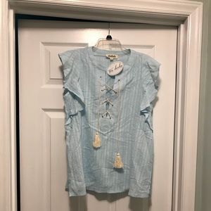 NWT two chicks on a clothesline too