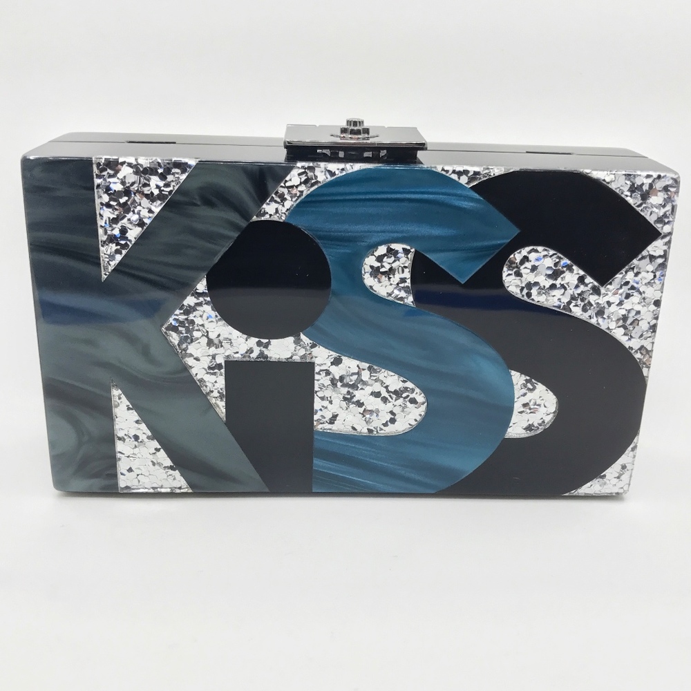 ✨sold✨ rafe • alicia kiss me lucite minaudière - Picture 3 of 8