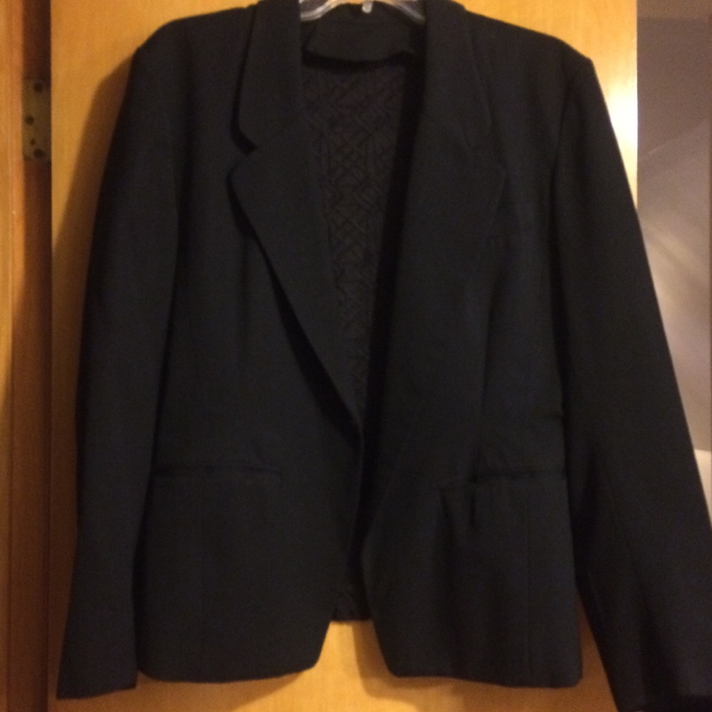 Vintage Black dress jacket with back detailing