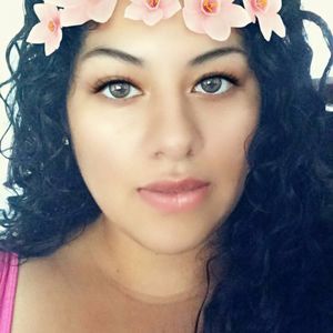 Meet your Posher, Bee