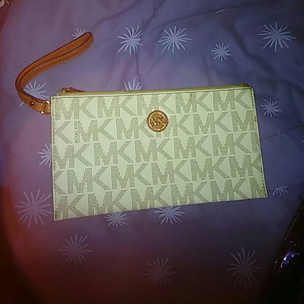 Michael Kors clutch