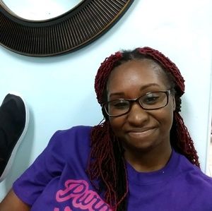 Meet your Posher, Consuelo