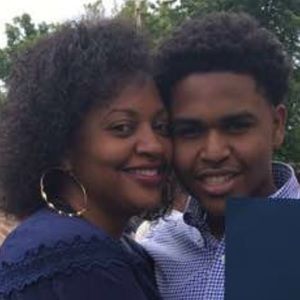 Meet your Posher, Cleva